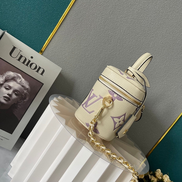 ルイヴィトンバッグ側面デザイン